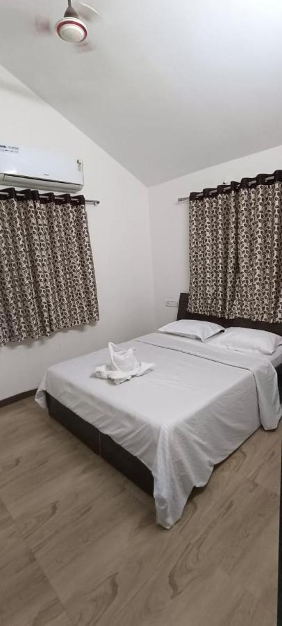 Rain Forest Resort 로나발라 외부 사진