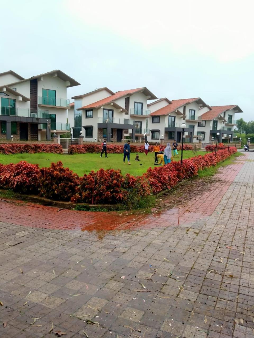 Rain Forest Resort 로나발라 외부 사진