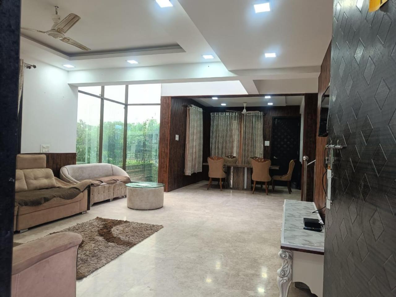 Rain Forest Resort 로나발라 외부 사진